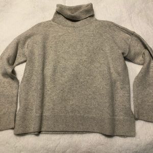 Grey sweater - LOFT